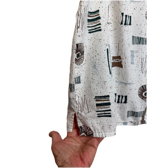 Men's MBX Premium Goods Shirt L Short Sleeve Button Up All Over Graphic Print - Picture 4 of 12